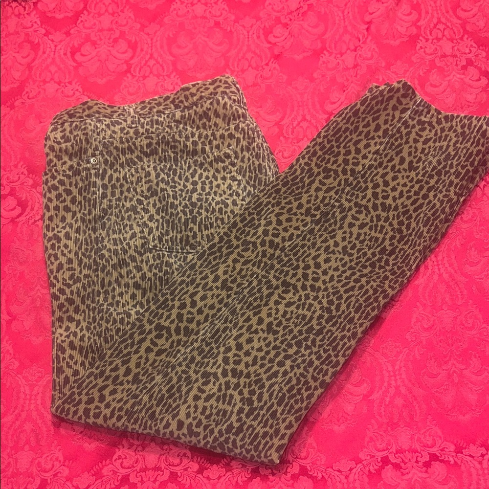 Vintage, Like New Jones New York Sport Leopard Corduroy Pants